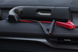 Jumpi is the Cordless Car Vacuum that Could Save Your Life